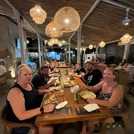 Tiki Bar And More