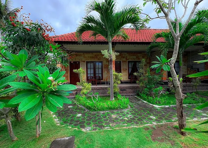 Danys House At Tiki Bar And Gasthof Nusa Lembongan
