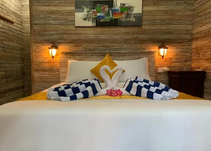 Danys House At Tiki Bar And 2* Nusa Lembongan