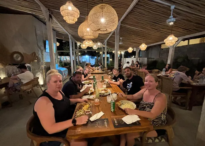 Danys House At Tiki Bar And 2* Nusa Lembongan
