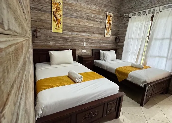 Danys House At Tiki Bar And Gasthof Nusa Lembongan